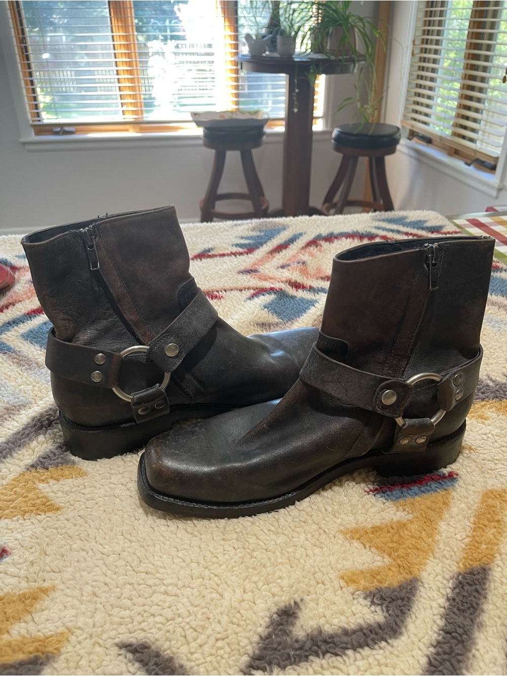 Frye Veronica Flex Harness Boots | Women’s 9.5 | Distressed Leather | Worn Once - Picture 4 of 8